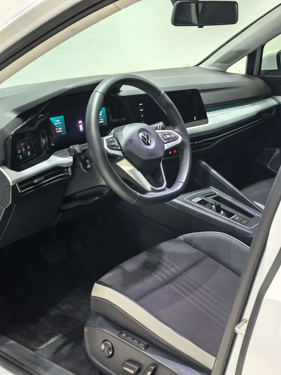Volkswagen Golf golf 2023 280TSI DSG Pro 2023 — миниатюра 4