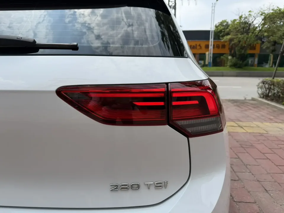 Volkswagen Golf golf 2021 280TSI DSG Pro 2022 — thumbnail 3