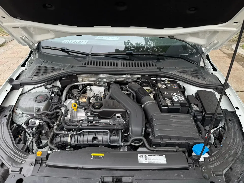 Volkswagen Lavida Lavida 2024 300TSI DSG Starry Sky Leading Edition 2024 — thumbnail 3
