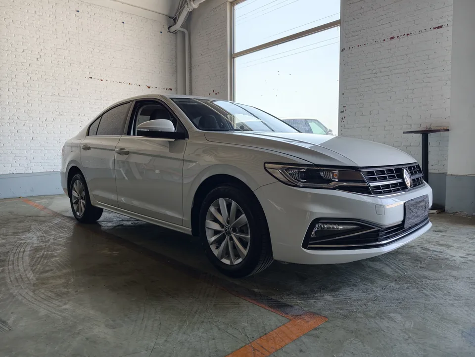 Volkswagen Bora Bora 2021 1.5L Automatic Elite Smart Link Edition 2022 — thumbnail 3