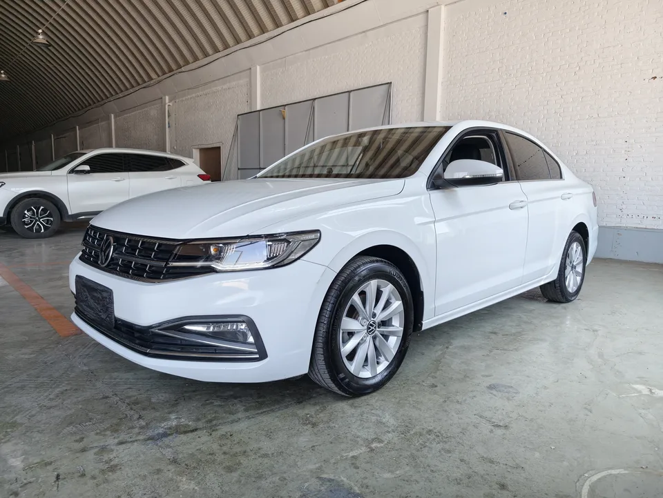 Volkswagen Bora Bora 2021 1.5L Automatic Elite Smart Link Edition 2022 — photo 1, buy with delivery to Moscow