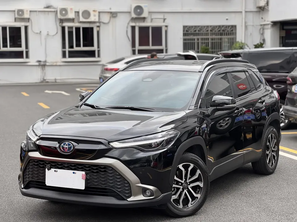 Toyota Frontlander Frontlander 2.0L Intelligent Electric Hybrid Dual Engine Premium Edition 2023 — миниатюра 3