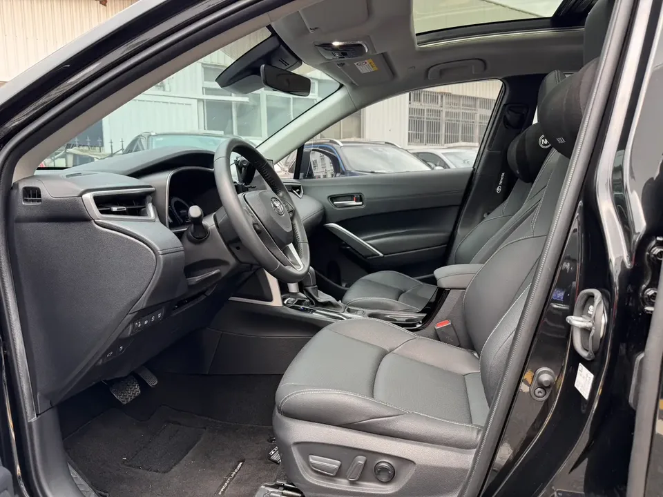 Toyota Frontlander Frontlander 2.0L Intelligent Electric Hybrid Dual Engine Premium Edition 2023 — миниатюра 4