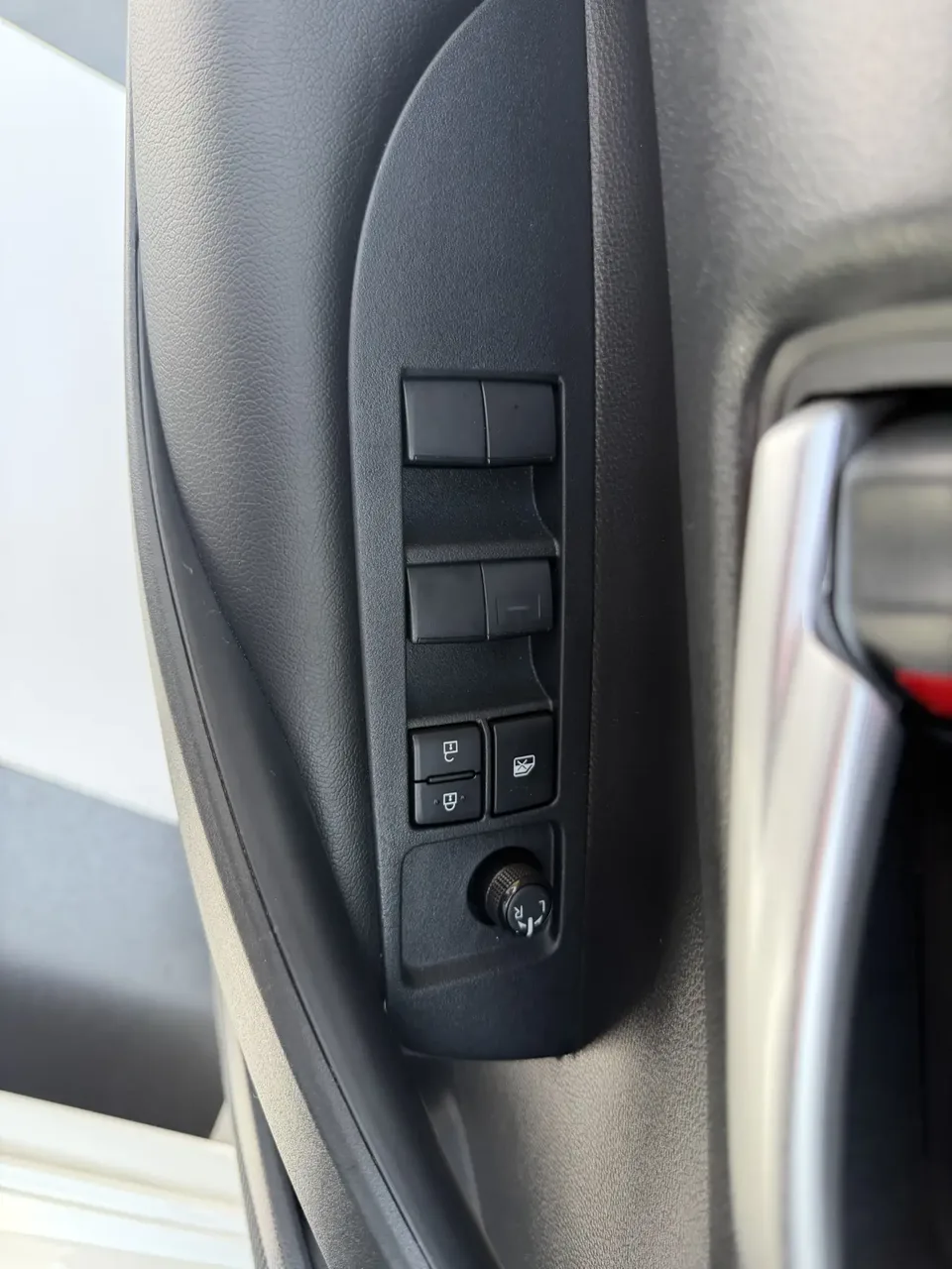 Toyota Levin Lei Ling facelift TNGA 1.5L Progressive Edition 2022 — thumbnail 3