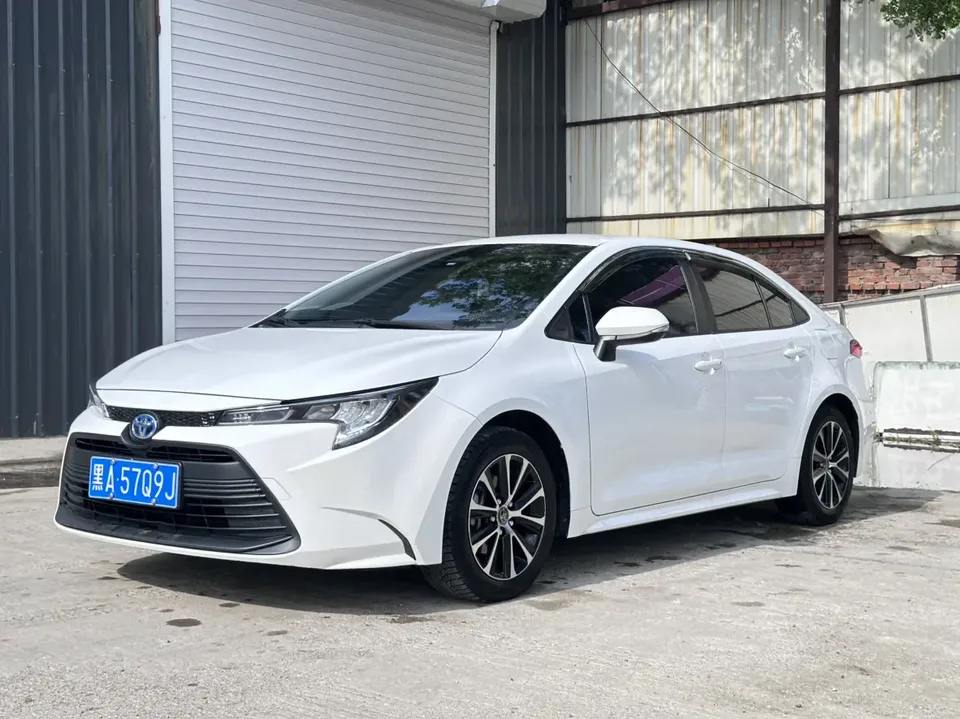 Toyota Levin Lei Ling Hybrid 1.8L Knight Edition 2024 — photo 1, buy with delivery to Moscow