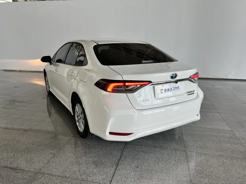 Toyota Corolla Corolla Corolla Hybrid 1.8L E-CVT Pioneer Edition 2022 — thumbnail 2