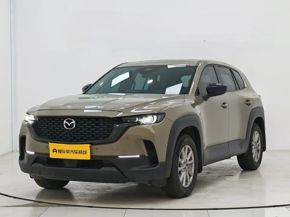 Mazda CX-50 OK Mazda CX-50 OK 2.0L Automatic Leading Edition 2023 — photo 1, buy with delivery to Moscow
