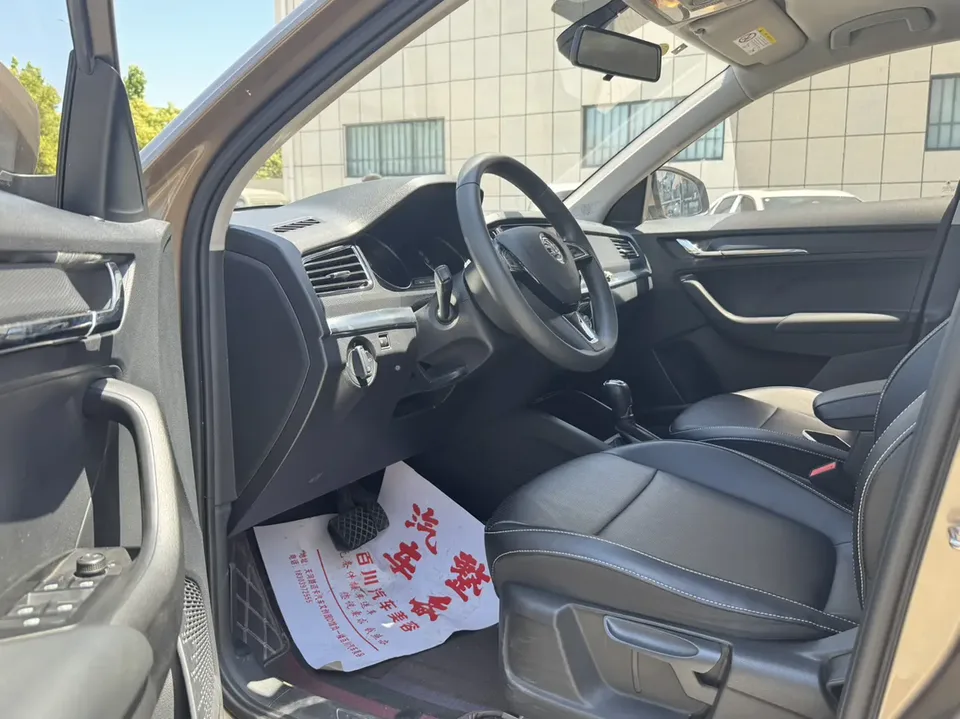 Skoda Comek Comek 1.5L Automatic Comfort Edition 2022 — thumbnail 3
