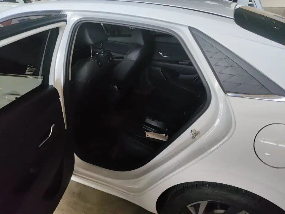 Hyundai Elantra Elantra 1.5L CVT GLX Elite Edition 2023 — thumbnail 3