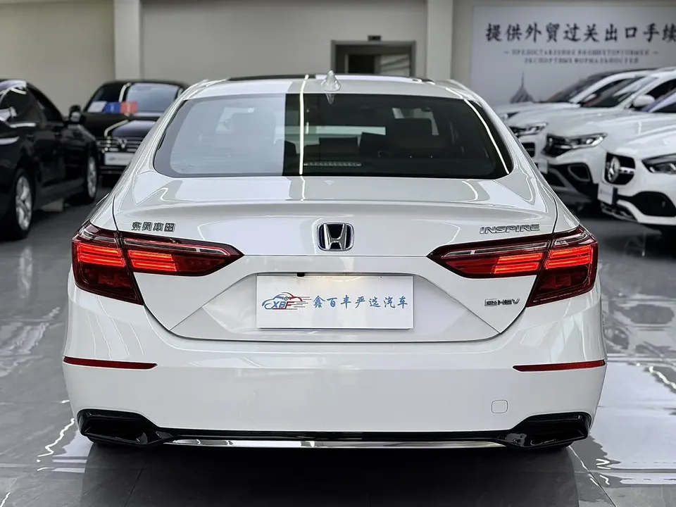 Honda Inspire Yingshipai 2022 Insignia Hybrid 2.0L Pure Elegant Edition 2022 — thumbnail 2