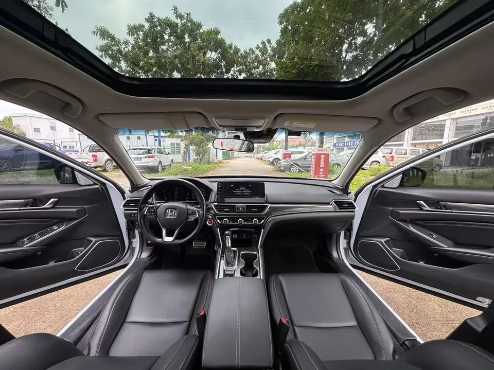 Honda Accord Accord 2022 Accord 260TURBO Fantasy Night Premium Edition 2022 — thumbnail 5