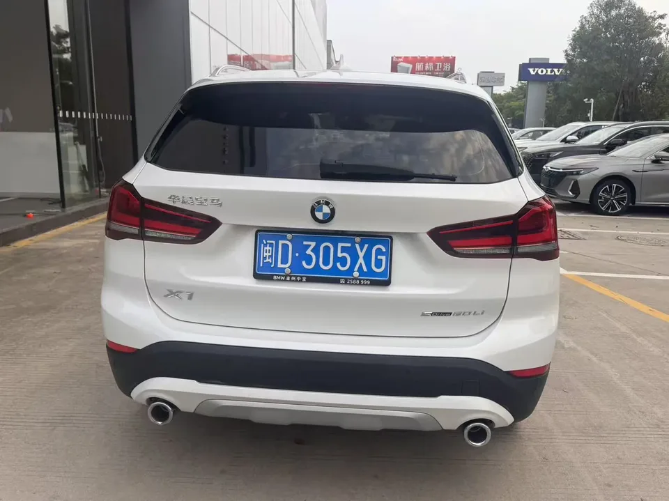 BMW X1 BMW X1 sDrive20Li Premium 2022 — миниатюра 2