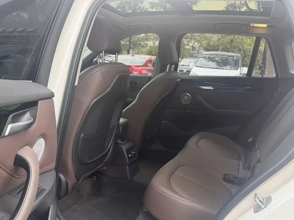 BMW X1 BMW X1 sDrive20Li Premium 2022 — миниатюра 3