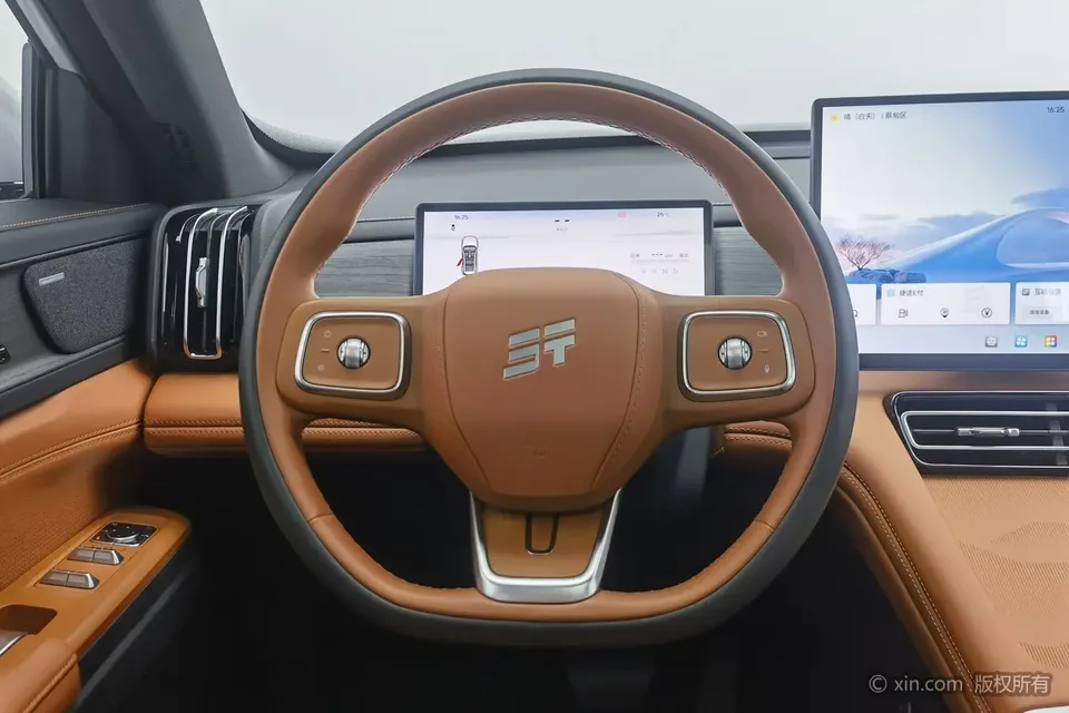 Jietu Shanhai Jetour Mountain & Sea L7 PLUS Jetour Mountain & Sea L7 PLUS 121km Five-seat Comfort Edition 2026 — thumbnail 4