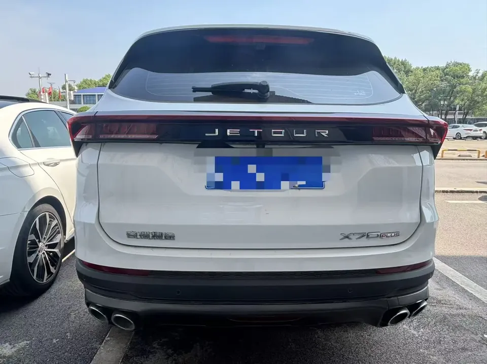 Jetour Jietu X70 PLUS Jietu X70 PLUS Champion Edition 1.5T DCT Champion MAX 5 Seaters 2024 — thumbnail 2