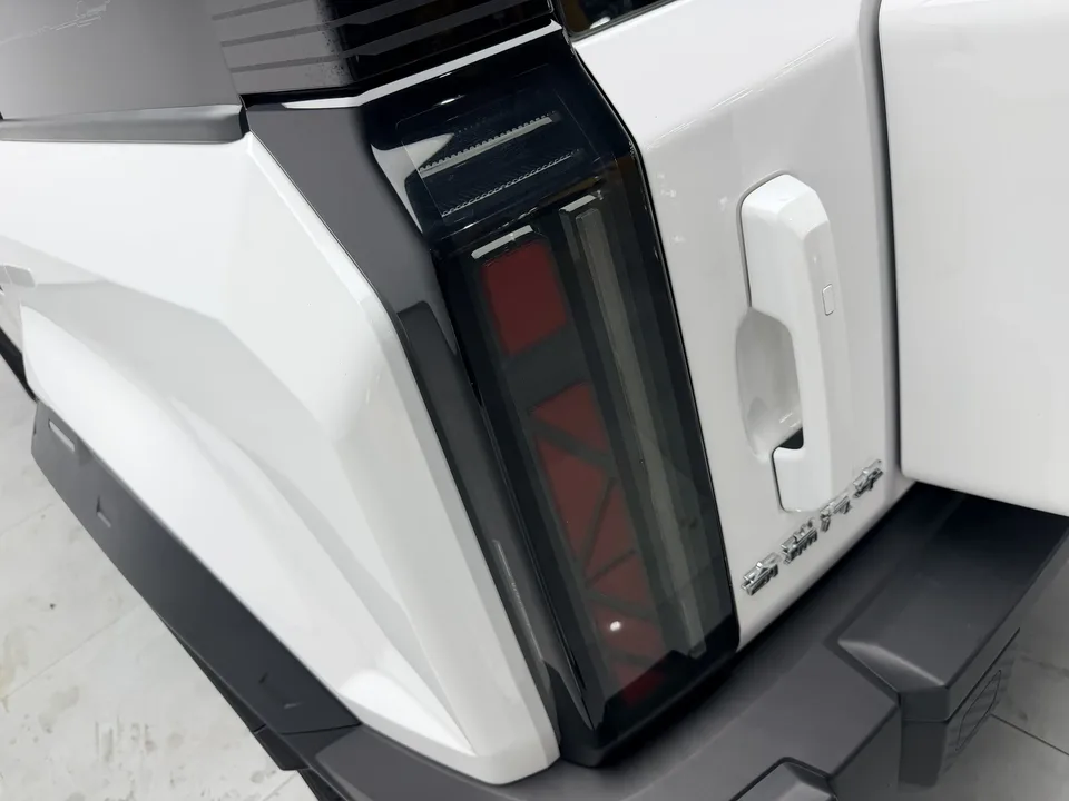 iCAR 03 iCAR 03 Two-wheel drive standard advanced version 2024 — thumbnail 4