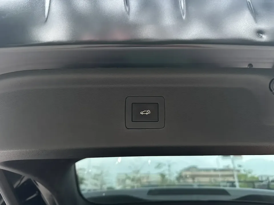 HYCAN Hechuang Z03 Hechuang Z03 620 Cool Edition 76.8kWh 2022 — миниатюра 3