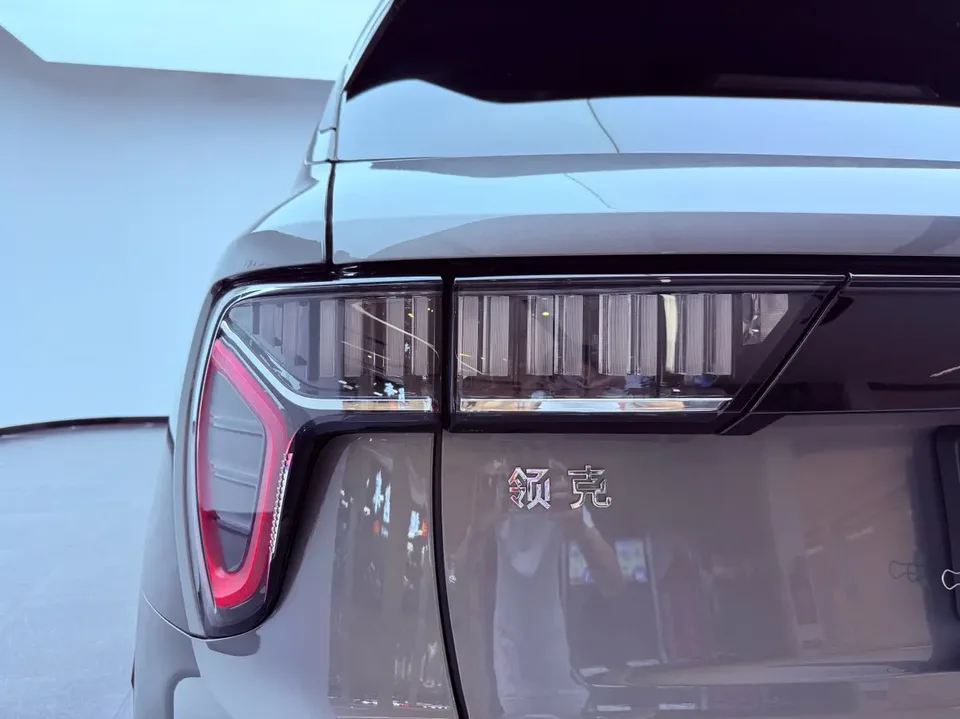 Lynk & Co 01 Lynk & Co 01 2021 2.0TD 4WD Halo 2022 — thumbnail 3