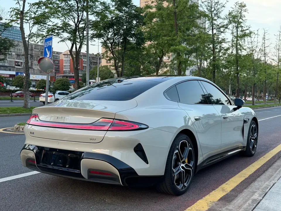Xiaomi car Xiaomi SU7 Xiaomi SU7 Rear-wheel drive standard long-range version 2024 — thumbnail 2