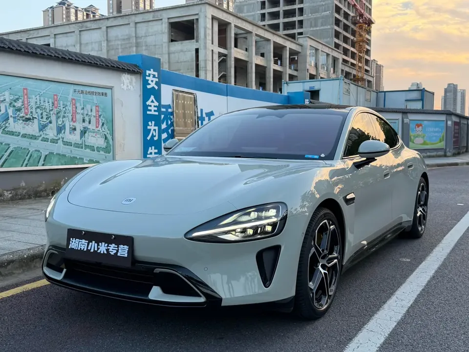 Xiaomi car Xiaomi SU7 Xiaomi SU7 Rear-wheel drive standard long-range version 2024 — photo 1, buy with delivery to Moscow