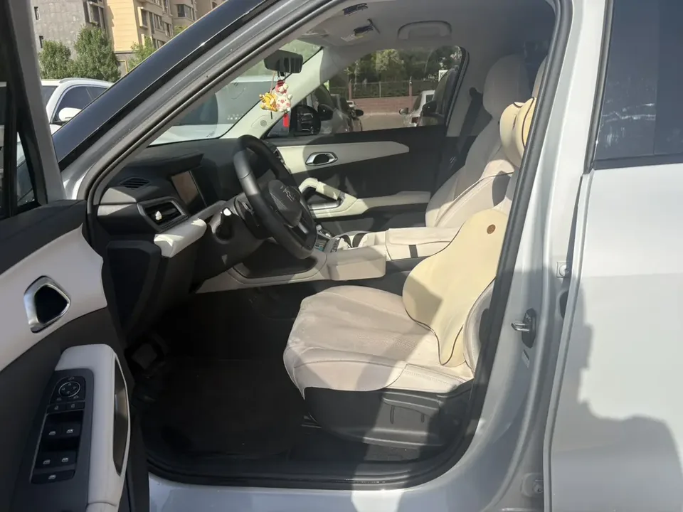 BYD Yuan Up Yuan UP Intelligent Driving Edition 401KM Leading Type 2025 — thumbnail 5