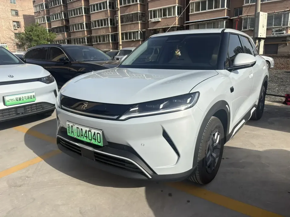 BYD Yuan Up Yuan UP Intelligent Driving Edition 401KM Leading Type 2025 — photo 1, buy with delivery to Moscow