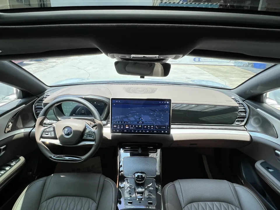 BYD Han DM Chinese DM DM-i 125KM Elite 2025 — thumbnail 3