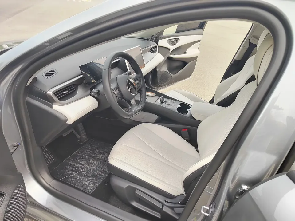 BYD Seal 05DM Seal 05DM DM-i 55KM Deluxe Smart Driving Edition 2025 — thumbnail 4