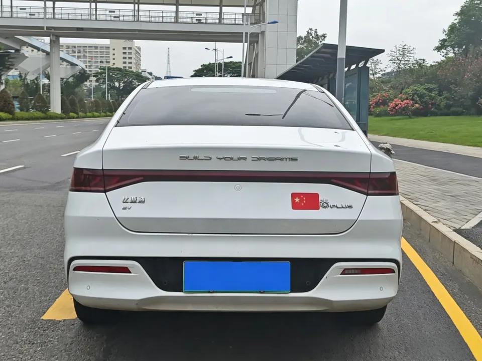 BYD Qin PLUS EV Qin PLUS EV 500KM Travel Edition 2023 — thumbnail 2