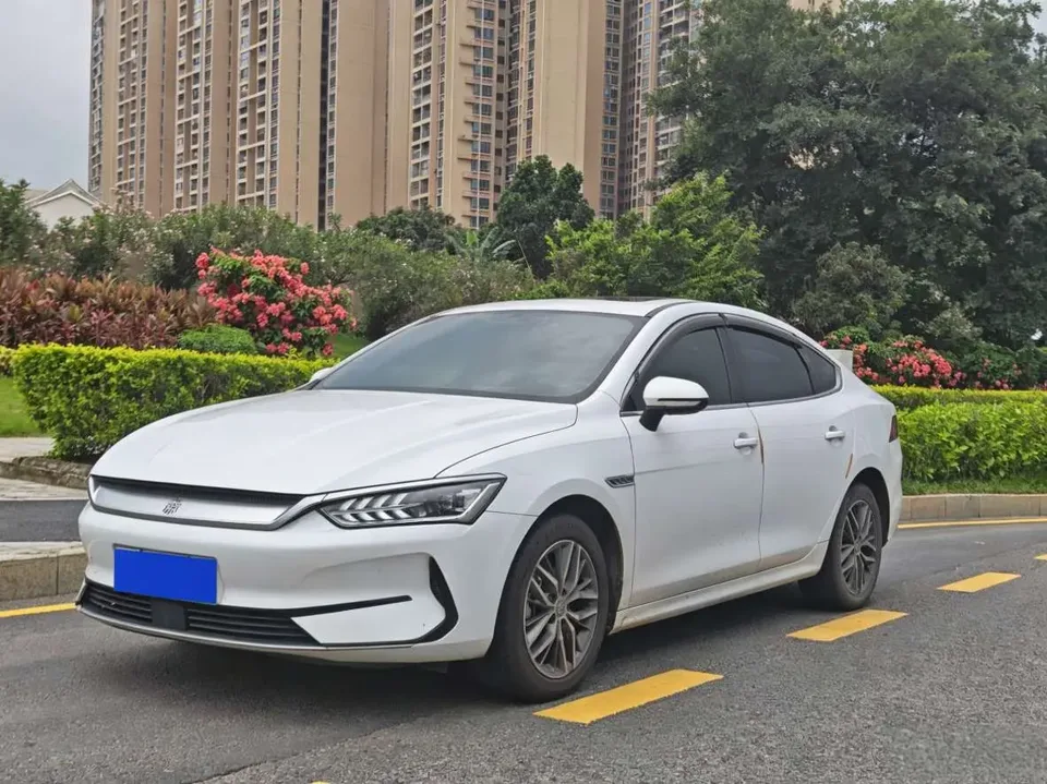 BYD Qin PLUS EV Qin PLUS EV 500KM Travel Edition 2023 — photo 1, buy with delivery to Moscow