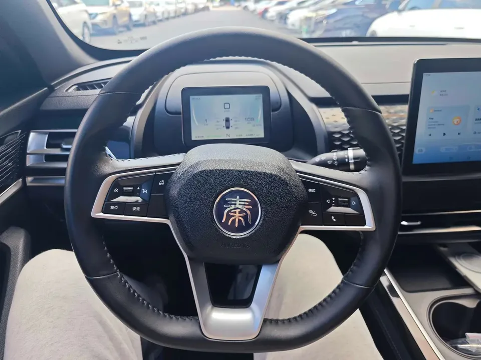 BYD Qin PLUS EV Qin PLUS EV Honor Edition 510KM Leading Edition 2024 — thumbnail 3