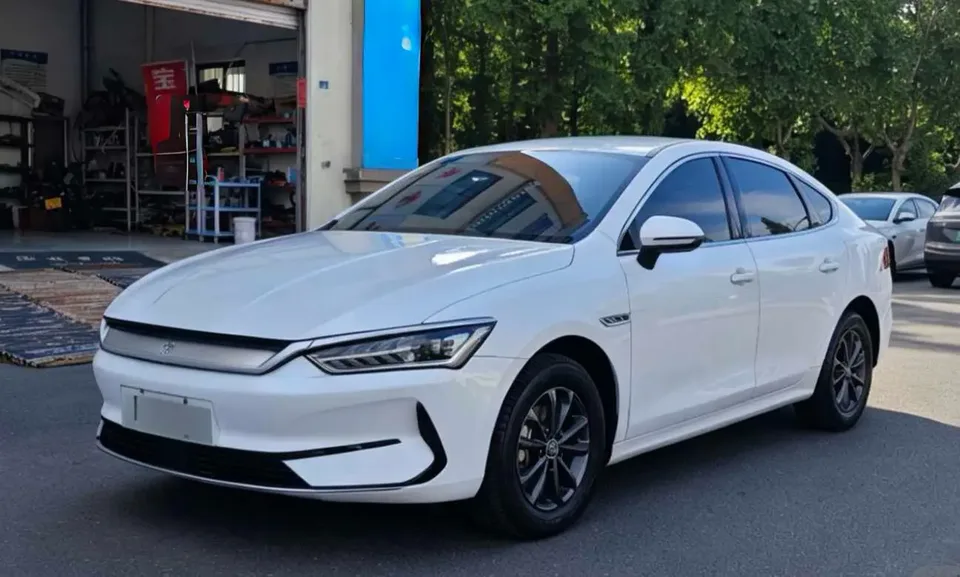 BYD Qin PLUS EV Qin PLUS EV Honor Edition 510KM Leading Edition 2024 — photo 1, buy with delivery to Moscow