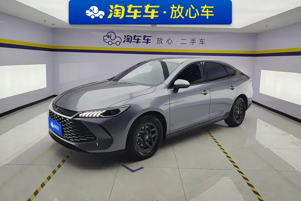 BYD Qin PLUS DM Qin PLUS DM DM-i 55KM Intelligent Driving Edition Leading Edition 2025 — photo 1, buy with delivery to Moscow