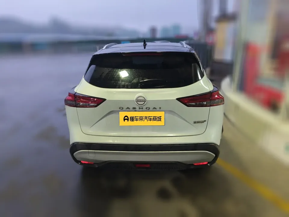 Nissan Qashqai Qashqai 1.3T flagship version 2023 — thumbnail 5