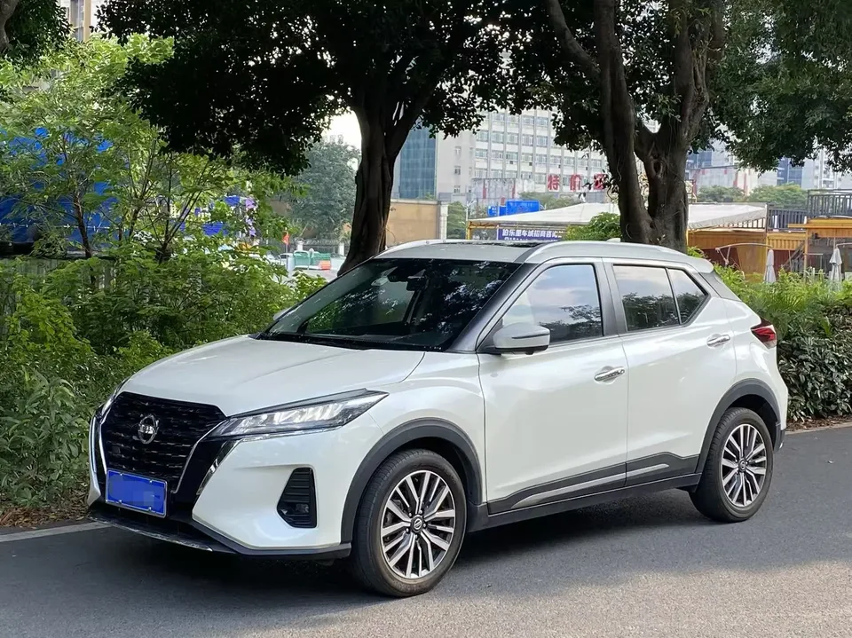 Nissan Jinke Jinke 1.5L XV CVT Deluxe Edition 2022 — photo 1, buy with delivery to Moscow