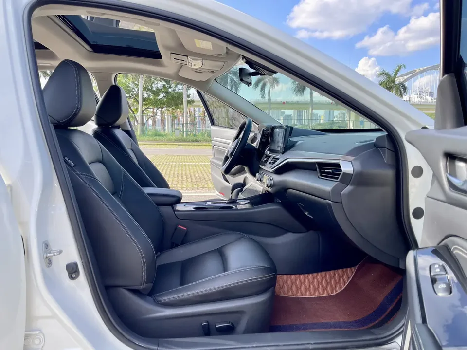 Nissan Altima Sound of nature 2.0L XL-TLS Enjoy Edition 2022 — thumbnail 3