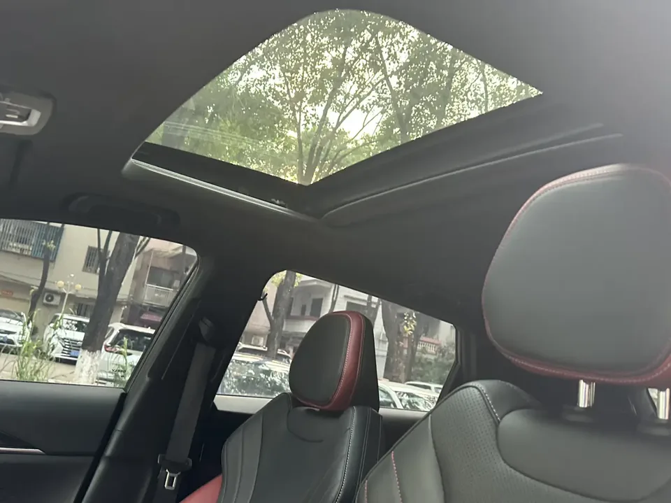 Geely Coolray SX11 Binyue Binyue COOL 1.5T DCT heat engine 2022 — thumbnail 5