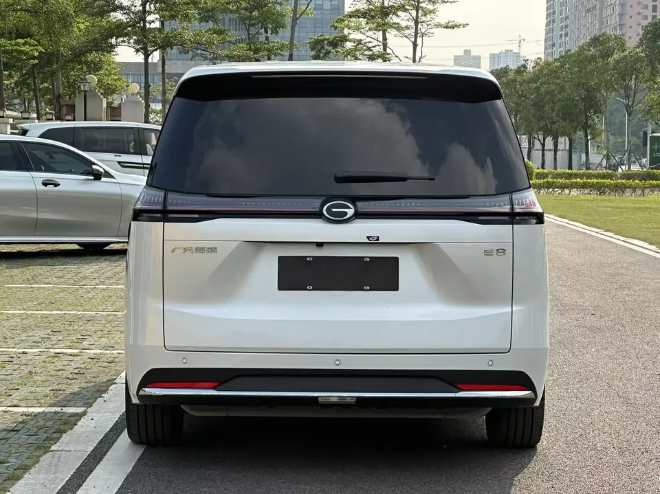 GAC Trumpchi E8 PHEV Trumpchi E8 PHEV Trumpchi E8 PHEV 2024 2.0ATK 150km MAX version 2024 — thumbnail 2