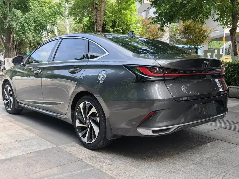 Changan Raeton PLUS Ruicheng PLUS 1.5T DCT Smart Edition 2024 — thumbnail 2