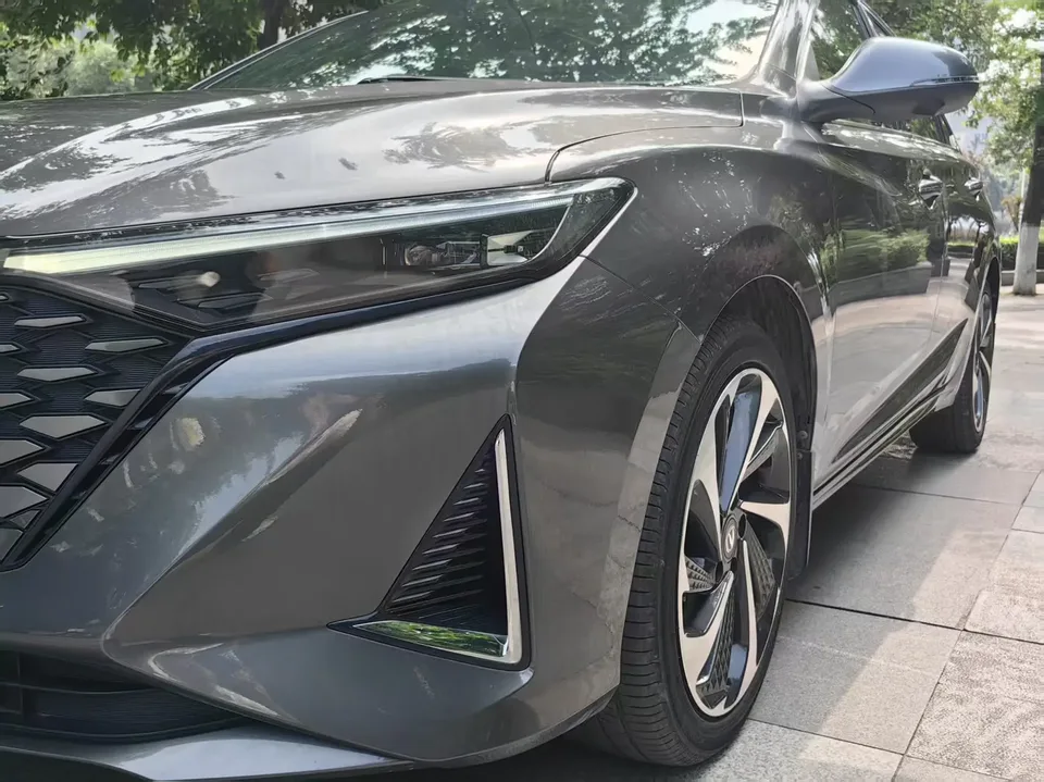 Changan Raeton PLUS Ruicheng PLUS 1.5T DCT Smart Edition 2024 — thumbnail 4