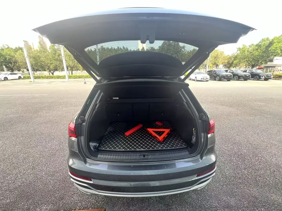 Audi Q3 Audi Q3 35 TFSI Stylish Dynamic 2022 — thumbnail 2