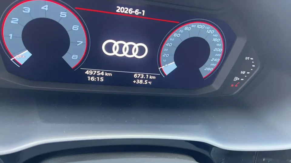 Audi Q3 Audi Q3 35 TFSI Stylish Dynamic 2022 — thumbnail 3