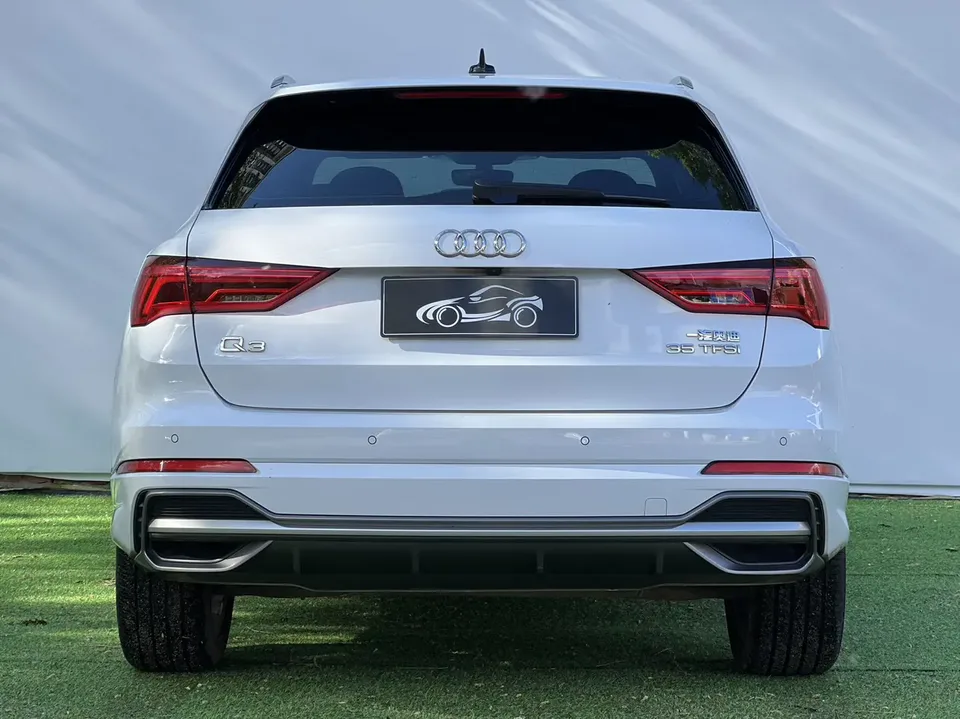 Audi Q3 Audi Q3 35 TFSI Stylish Dynamic 2022 — thumbnail 2