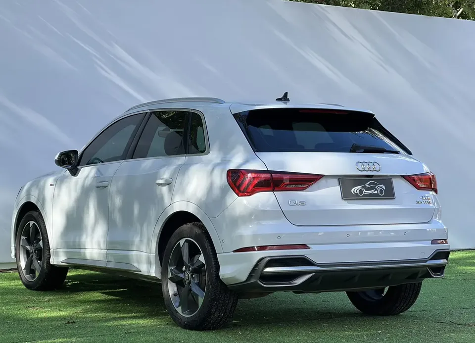 Audi Q3 Audi Q3 35 TFSI Stylish Dynamic 2022 — thumbnail 4