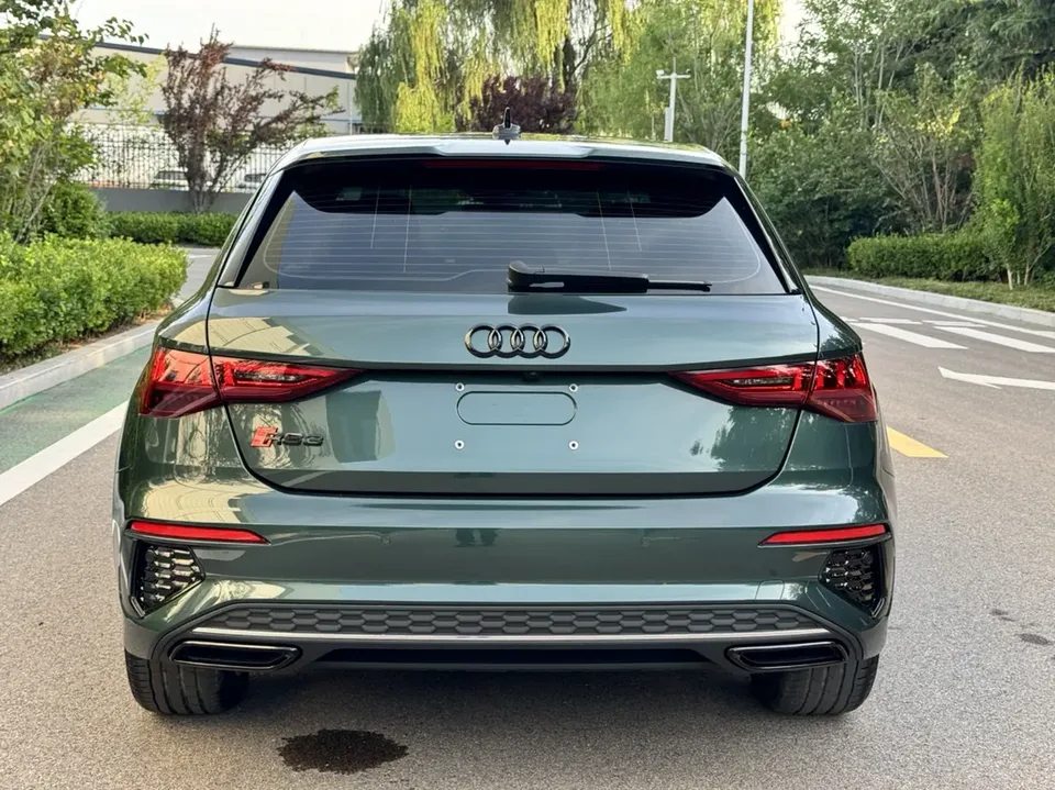 Audi A3 Audi A3 2023 Sportback 35 TFSI Stylish and sporty 2023 — thumbnail 2