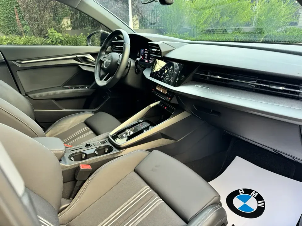 Audi A3 Audi A3 2023 Sportback 35 TFSI Stylish and sporty 2023 — thumbnail 4