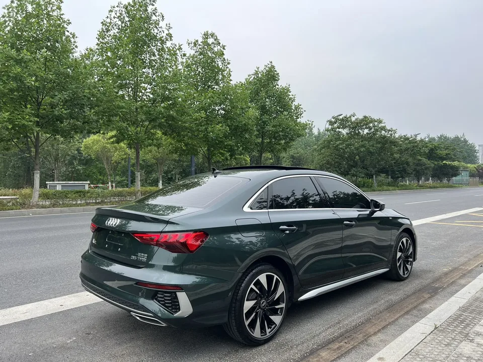 Audi A3 Audi A3 A3L Limousine 35 TFSI facelift: stylish and sporty 2023 — thumbnail 2