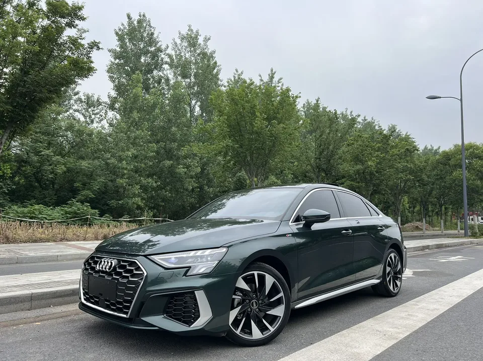 Audi A3 Audi A3 A3L Limousine 35 TFSI facelift: stylish and sporty 2023 — photo 1, buy with delivery to Moscow