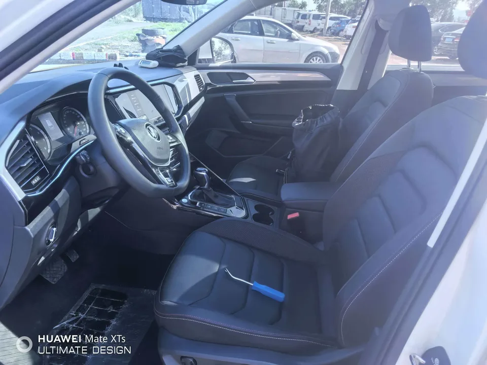 Volkswagen Tayron Tanyue 280TSI 2WD Luxury Smart Edition 2022 — миниатюра 3
