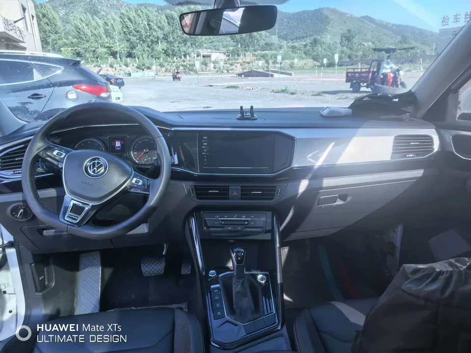 Volkswagen Tayron Tanyue 280TSI 2WD Luxury Smart Edition 2022 — миниатюра 5